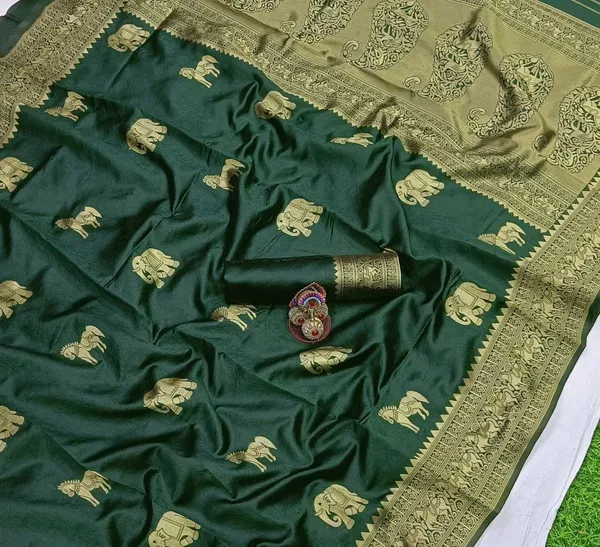 Green_Embellished_Banarasi_Jacquard_Saree_(Green)